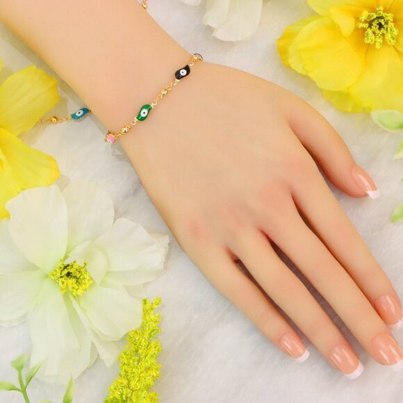 "Minimalist Bracelet, Sleek & Modern Design, Women’s Fashion, YC110042-B - Picture 7 of 10